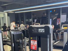 -超鹿运动(五四路恒力城店)