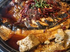 -辣尚瘾·烤鱼·新川菜(交大直营店)