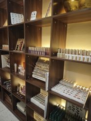 -蜜丝卡伦美甲美睫半永久