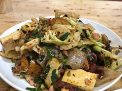 -五娃子烧烤(人民路150号院店)