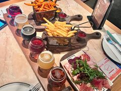 精酿啤酒-Shanghai Brew House上海啤酒工坊(老外街店)