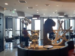 -TOP HAIR SALON
