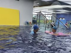 -龙格亲子游泳·水育早教运动中心(绿城店)