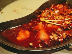 -鹿鸣山草本茶香火锅(园西路店)