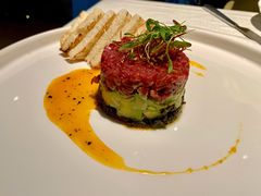 牛肉塔塔配牛油果黑橄榄酱-Solo(衡山路店)