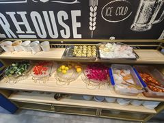 自助取餐区-·缸桶屋·韩式牛肋条自助烤肉(西湖D11店)