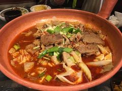 -云海肴·汽锅鸡·云南菜(天山百盛优客店)