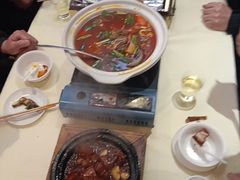 -霄汉牛三鲜湖北砂锅菜(万松园2店)