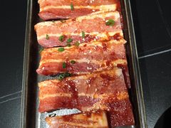 -山川小町·极番烧肉(新地假日广场店)