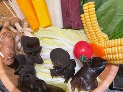 -湊湊火锅·茶憩(打浦桥日月光店)