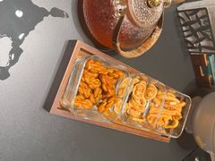 -忆江南·临江鱼馆