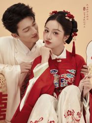 -第一夫人婚纱摄影(南京店)