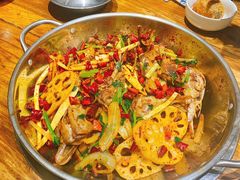 主打的干锅鸭头-安诚居干锅鸭头(八角店)