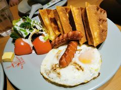 -Lia Cafe Bar Restaurant松山咖啡屋