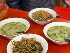-三百碗宝应长鱼面(板仓街店)