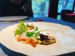 泰式新西兰青口贝-弦月窗LUNETTE BY AMANDA(复兴路店)