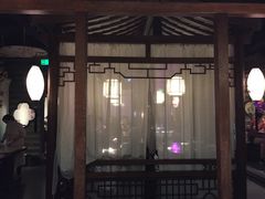-韵秋荷(宝山龙湖天街店)