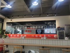 -壹品剁椒猪脚饭(蔡家中央大街店)