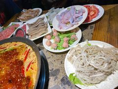 -六公里老火锅(总店)
