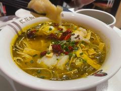-渝是乎川渝小炒(新世界百货望京店)