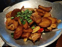 小锅土豆-绿茶餐厅(松江万达店)