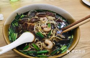 Sausage and Shrimp Guogai Noodles