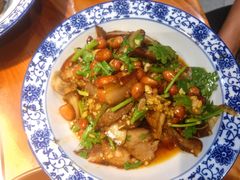 五香猪耳朵-锅来乐地锅鸡(安亭店)