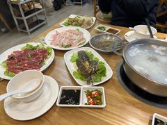 鲜牛展-吉友粥底火锅(方斜路店)