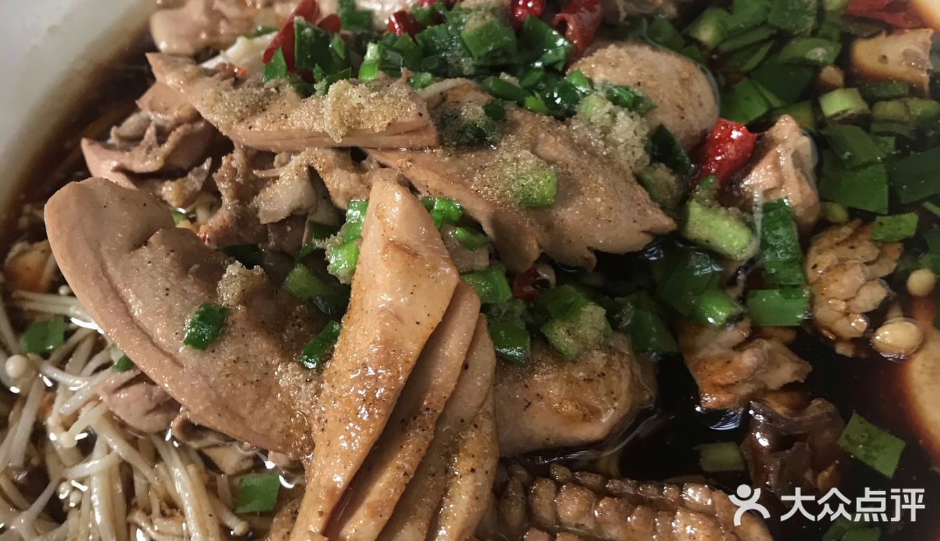 忘记菜名了 不咋的 底下是金针菇 一点都不苏帮菜