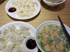 -百荣二期美食街(百荣世贸商城店)