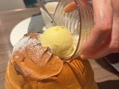 -港丽餐厅(来福士店)