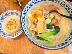 -蒙自源米线大王(东莞虎门印象店)