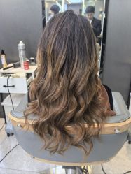 -藤野造型烫发染发