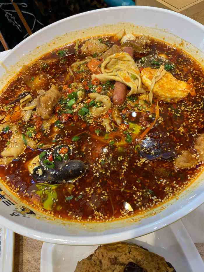 三丰冒菜(景子街店)-"[服务铃]服务:他家服务真的没得说,很.