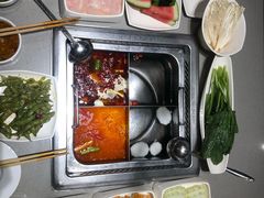 -海底捞火锅(关山保利店)