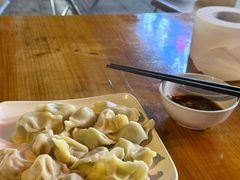 酸菜馅饺子-孖妹上肉饺子馆