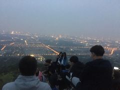 -鬼笑石后山停车场