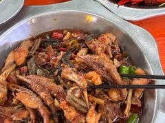 -丹水桥地锅鱼·翘嘴鲌·地方特色全鱼宴(丹江口大坝店)