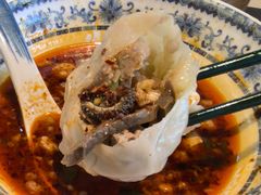 灌上羊杂汤的稍麦-真食净香居·内蒙烧麦(亚运村店)