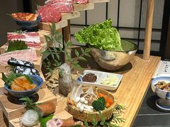 -山川小町·极番烧肉(新地假日广场店)