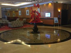 -深圳富苑皇冠假日套房酒店