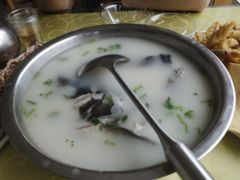 -雪湖煜辰鱼头老店(雪野湖店)