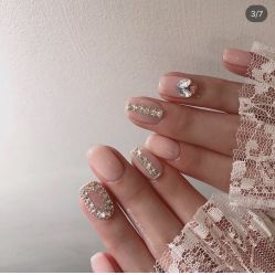 -Pink You美甲洗眉纹绣定制中心