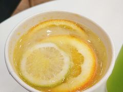 霸气橙子-奈雪的茶(市百一店)