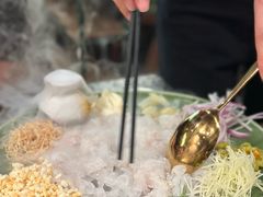 -得意咚瓜·顺德鱼生·冬瓜火锅(深圳首店)