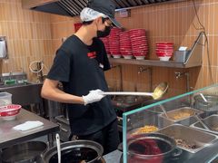 -鹤江桥·红油牛肉粉(SKP店)