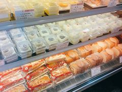 -红宝石·鲜奶小方·海派西点房(控江店)