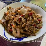 景区的饭店 对口味期待不高 实际上 吃吃还可以的