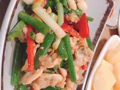 -万里闯关东铁锅炖菜馆(高新旗舰店)