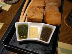 餐前面包蒜黄油-安妮意大利餐厅(国贸店)
